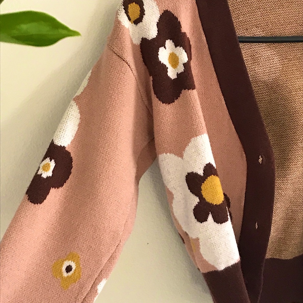 Brown flower cardigan, small